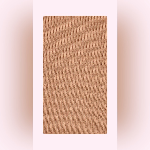 Ribbed Maxi Sweater Dress π - Picture 3 of 3